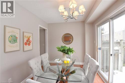 2258 Empire Crescent, Burlington, ON - Indoor Photo Showing Dining Room
