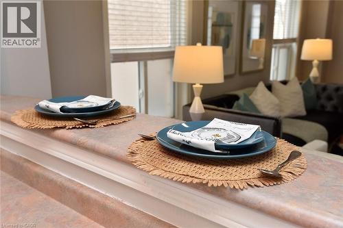 2258 Empire Crescent, Burlington, ON - Indoor Photo Showing Other Room