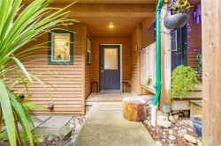 2-1553 Larch Rd  Ucluelet, BC V0R 3A0