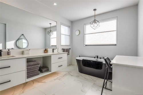 545 Nebraska Pl, Campbell River, BC 