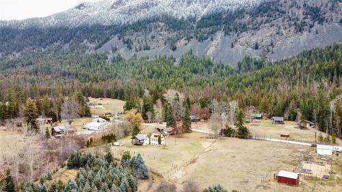 4581 Samuelson Road, Canyon, BC - Outdoor With View