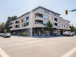 202-1969 Oak Bay Ave  Victoria, BC V8R 1E3