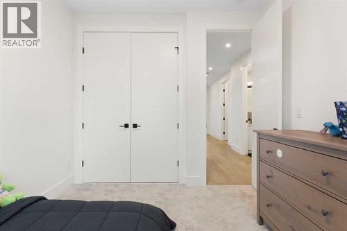 234 25 Avenue Ne, Calgary, AB - Indoor