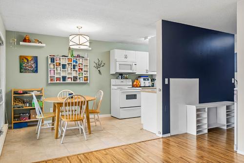 103A-880 Badke Road, Kelowna, BC - Indoor