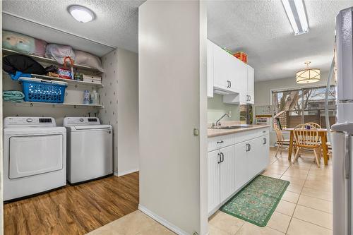 103A-880 Badke Road, Kelowna, BC - Indoor Photo Showing Laundry Room