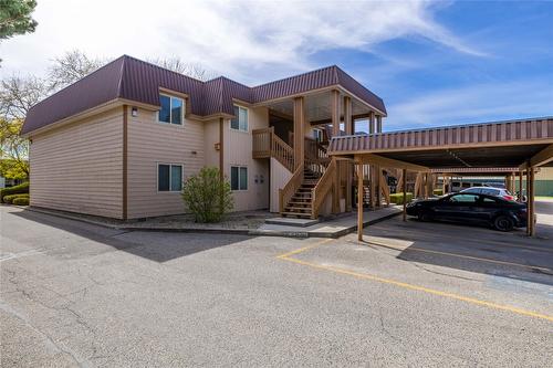 103A-880 Badke Road, Kelowna, BC - Outdoor