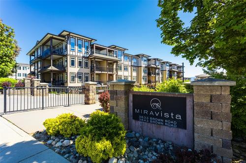 1211-3833 Brown Road  West Kelowna, BC V4T 2J3