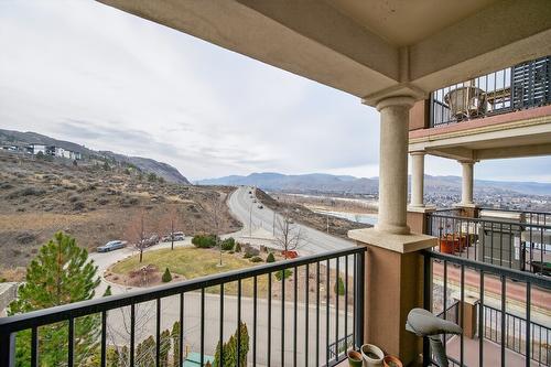 #301-975 Victoria  W Street, Kamloops, BC - Outdoor With View With Exterior