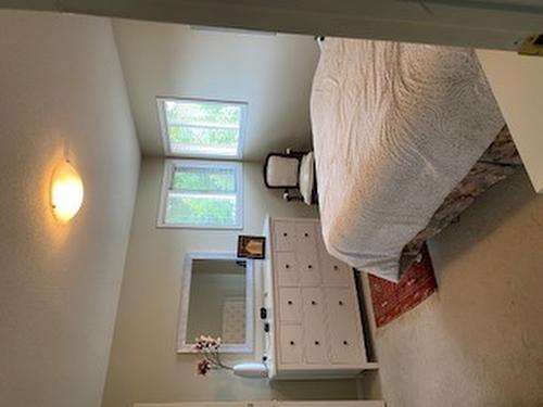 3343 Gordon Drive, Kelowna, BC - Indoor Photo Showing Other Room