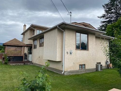 3343 Gordon Drive, Kelowna, BC - Outdoor With Exterior