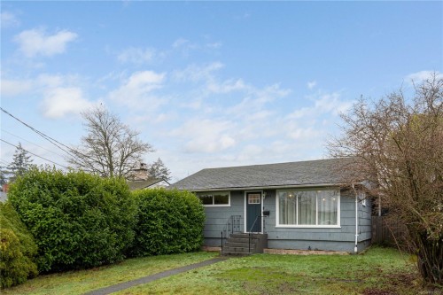 759 Cadogan St, Nanaimo, BC 