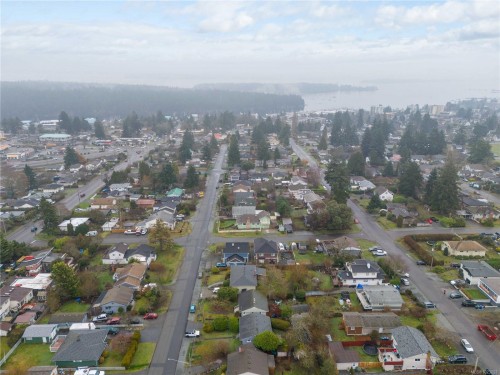 759 Cadogan St, Nanaimo, BC 