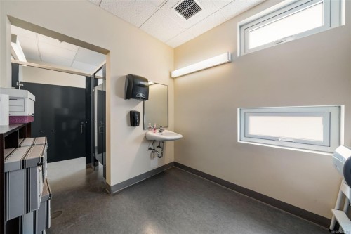 300-305-388 Harbour Rd, Victoria, BC 