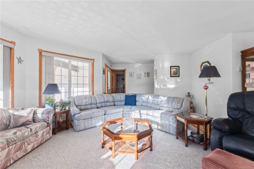 4496 Gary Lane, Campbell River, BC 