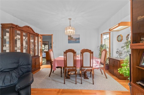 4496 Gary Lane, Campbell River, BC 