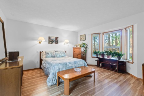 4496 Gary Lane, Campbell River, BC 