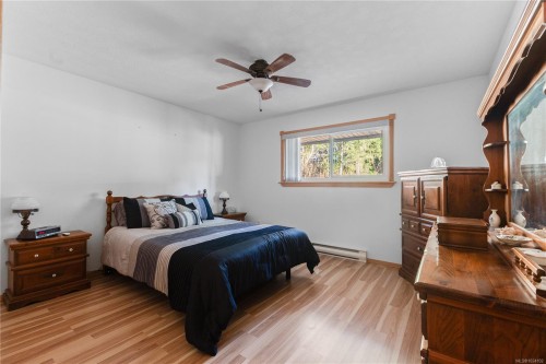 4496 Gary Lane, Campbell River, BC 