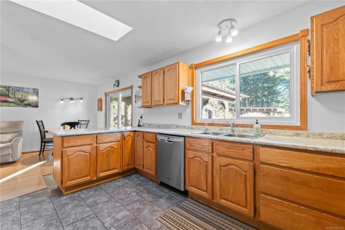 4496 Gary Lane, Campbell River, BC 