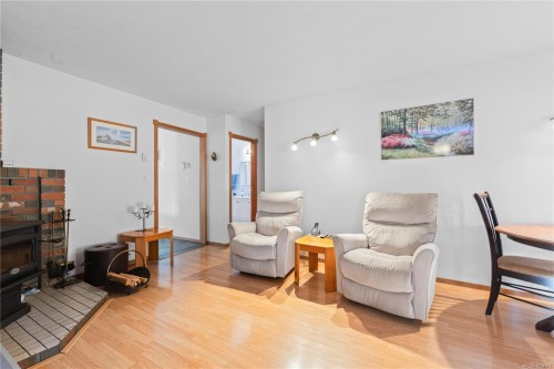 4496 Gary Lane, Campbell River, BC 