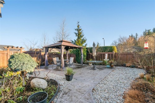 609 Prospect Pointe Dr, French Creek, BC 