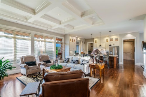 609 Prospect Pointe Dr, French Creek, BC 