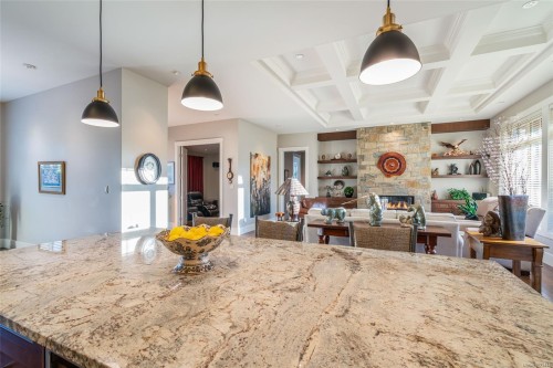 609 Prospect Pointe Dr, French Creek, BC 