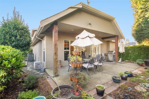 550 Falcon Crt, Parksville, BC 