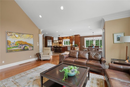 441 Glendower Rd, Saanich, BC 