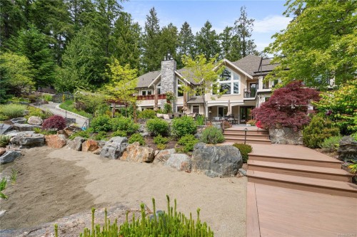 441 Glendower Rd, Saanich, BC 
