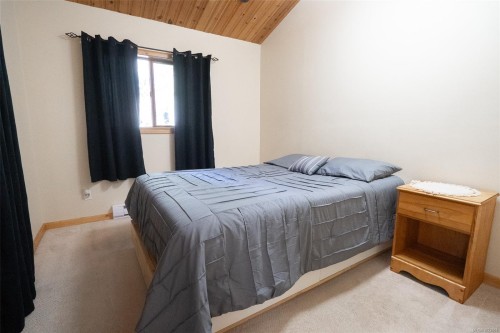 121 Thomas Rd, Salt Spring, BC 