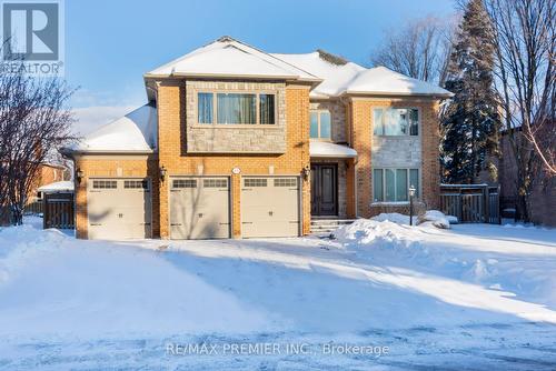 101 WOODGREEN DRIVE N  Vaughan, ON L4L 3S2