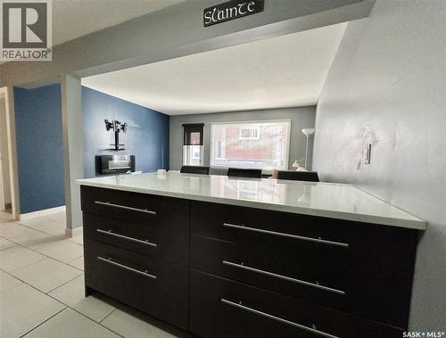 2060 Lorne Street, Regina, SK - Indoor