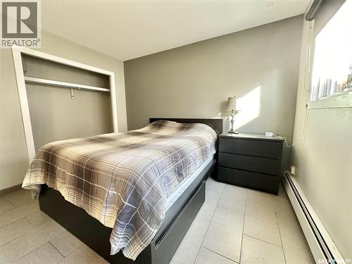 2060 Lorne Street, Regina, SK - Indoor Photo Showing Bedroom