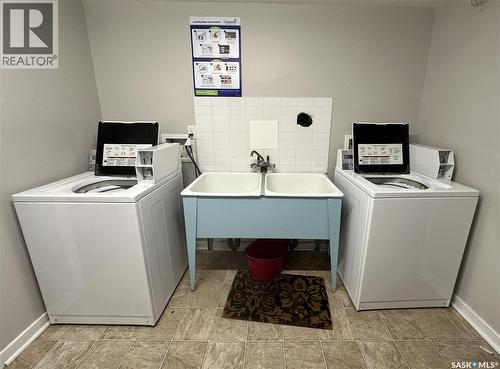 2060 Lorne Street, Regina, SK - Indoor Photo Showing Laundry Room