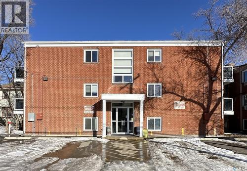 2060 Lorne Street, Regina, SK - Outdoor