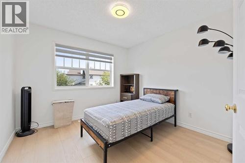 Bedroom - 7 Country Hills Park Nw, Calgary, AB - Indoor Photo Showing Bedroom