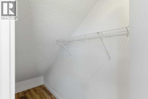 102, 156 Park Street, Cochrane, AB - Indoor With Storage