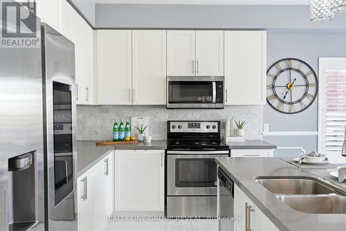 238 Crombie Street, Clarington, ON - Indoor Photo Showing Kitchen With Double Sink With Upgraded Kitchen