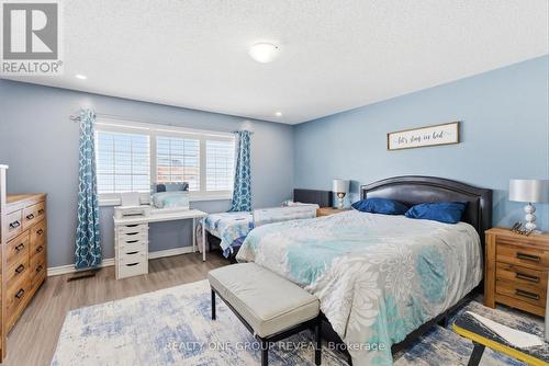238 Crombie Street, Clarington, ON - Indoor Photo Showing Bedroom