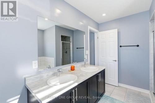 238 Crombie Street, Clarington, ON - Indoor Photo Showing Bathroom