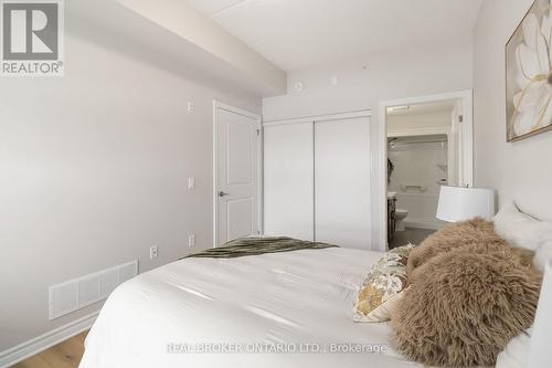 421 - 640 Sauve Street, Milton, ON - Indoor Photo Showing Bedroom