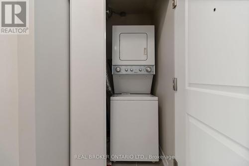 421 - 640 Sauve Street, Milton, ON - Indoor Photo Showing Laundry Room