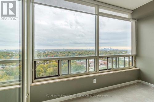 2805 - 1300 Islington Avenue, Toronto, ON - Indoor Photo Showing Other Room