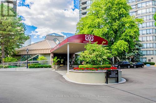 2805 - 1300 Islington Avenue, Toronto, ON - Outdoor