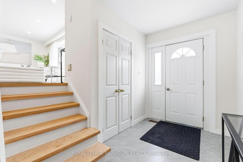 1271 Canford Crescent, Mississauga, ON - Indoor Photo Showing Other Room