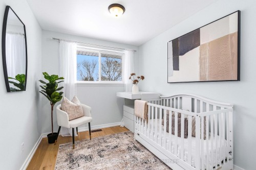 1271 Canford Crescent, Mississauga, ON - Indoor Photo Showing Bedroom