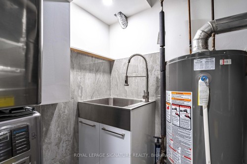 1271 Canford Crescent, Mississauga, ON - Indoor Photo Showing Other Room