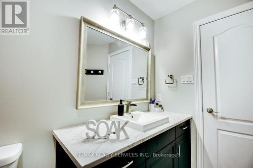 21 Faith Boulevard, St. Thomas, ON - Indoor Photo Showing Bathroom