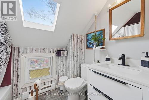 94 Maple Street, Trent Hills (Campbellford), ON - Indoor Photo Showing Bathroom