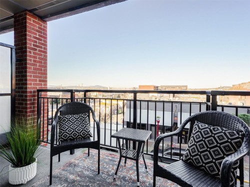 305-517 Fisgard St, Victoria, BC - Outdoor With Exterior